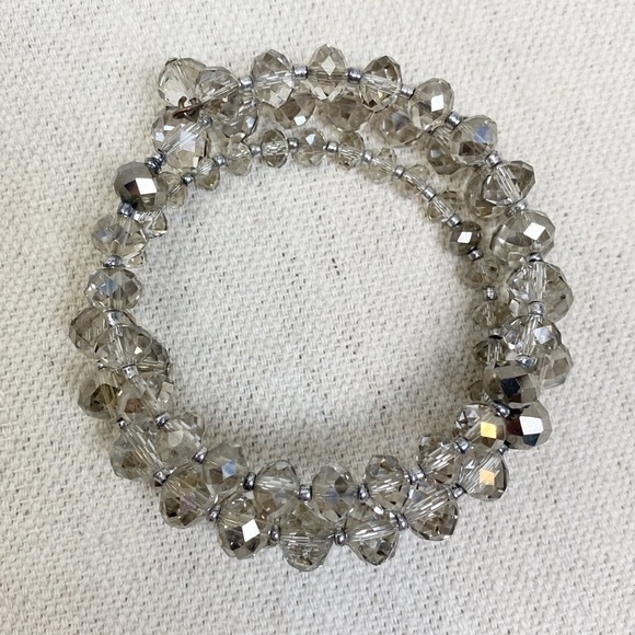 Smokey grey aurora borealis crystals memory wire bracelet - Picture 3 of 3